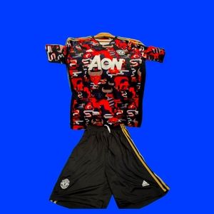 Brand New Manchester United Set Jersey + Shorts